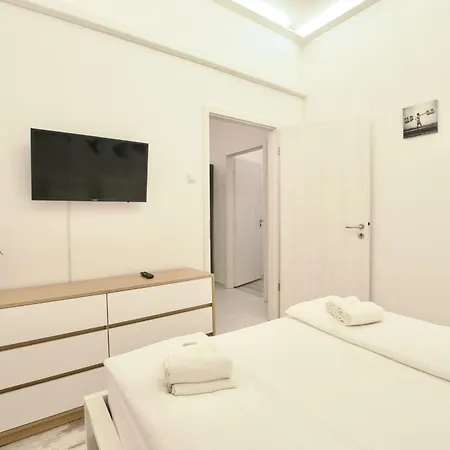 Standard By Hi5- Jankalak Apartament *